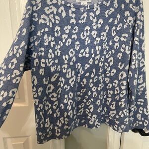 Liz Claiborne Blue and Cream Patterned Sweater